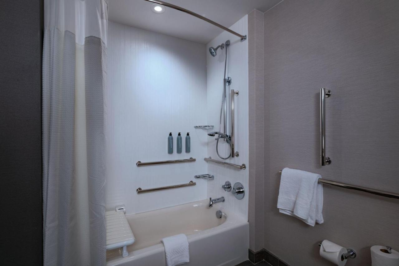 Courtyard By Marriott Colorado Springs North, Air Force Academy 호텔 외부 사진