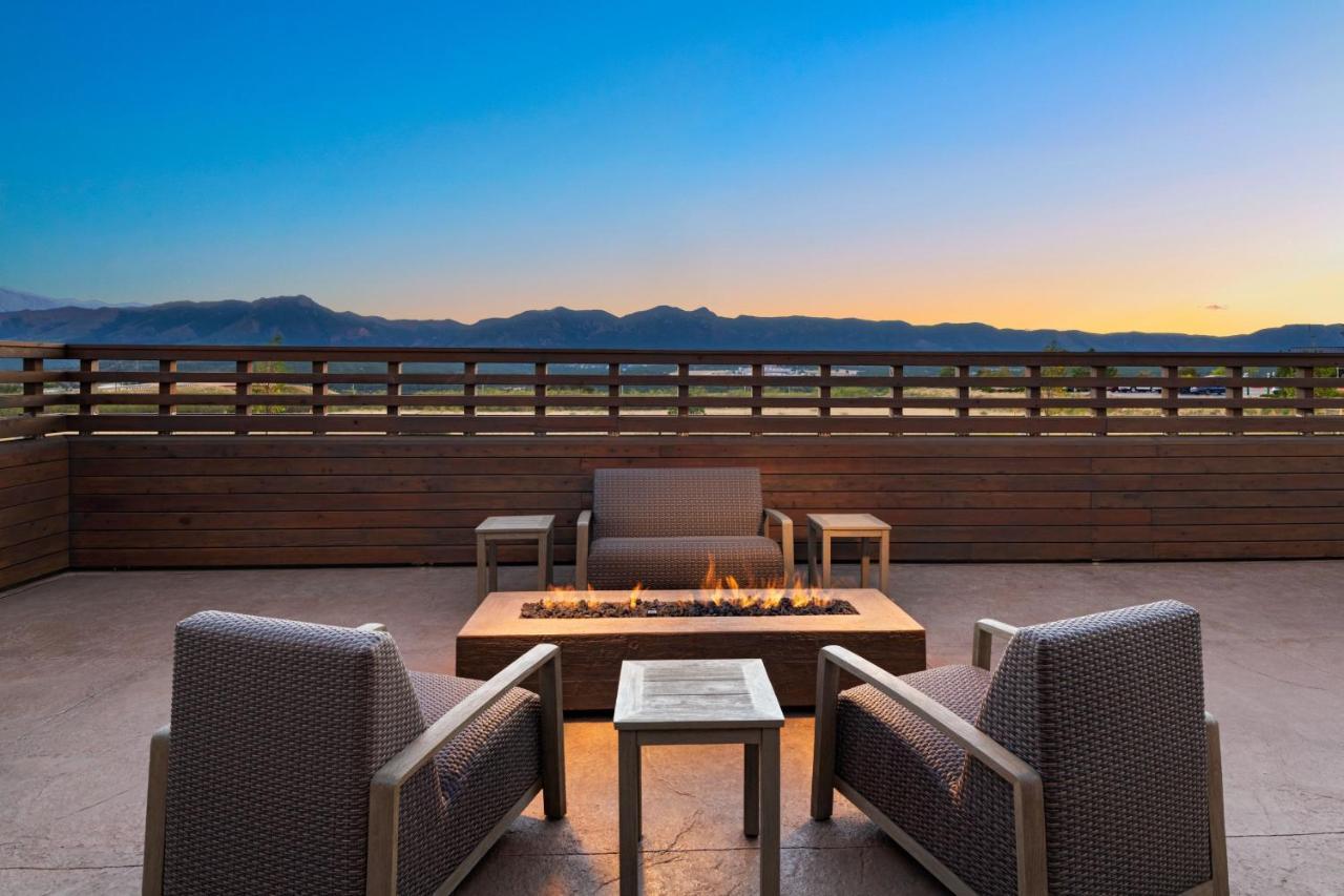 Courtyard By Marriott Colorado Springs North, Air Force Academy 호텔 외부 사진