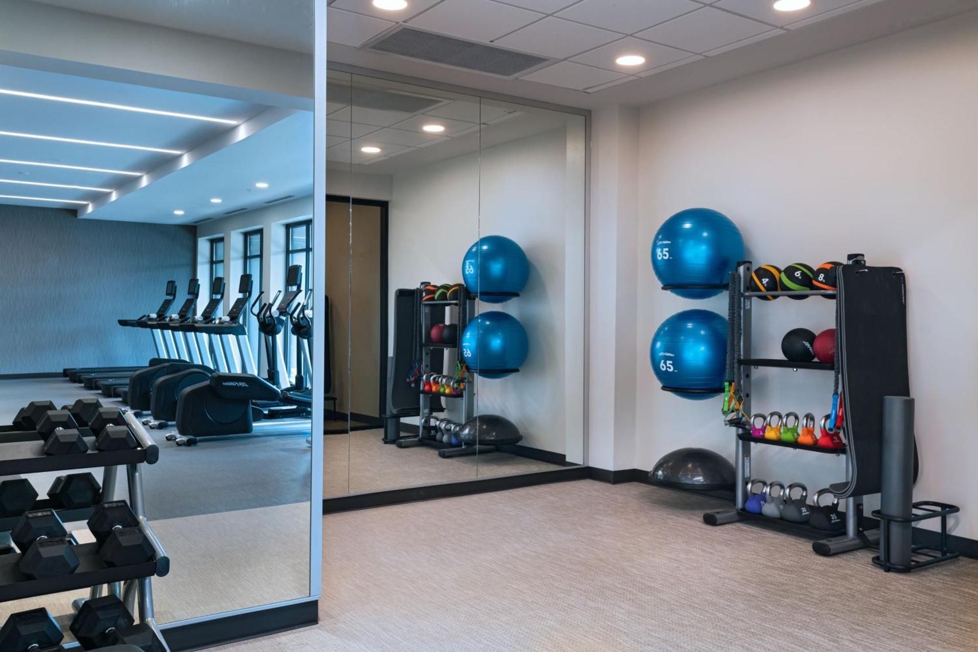 Courtyard By Marriott Colorado Springs North, Air Force Academy 호텔 외부 사진